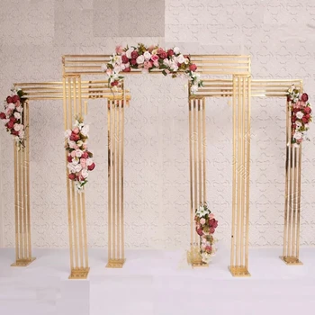 Visina 2,2 m; Sjajna pozlaćena kvadratni ekran; policu za pozadinu; Vjenčanje slavoluk s geometrijskim oblicima; Vrata stalak s umjetnim cvjetnim dekorom; okvir